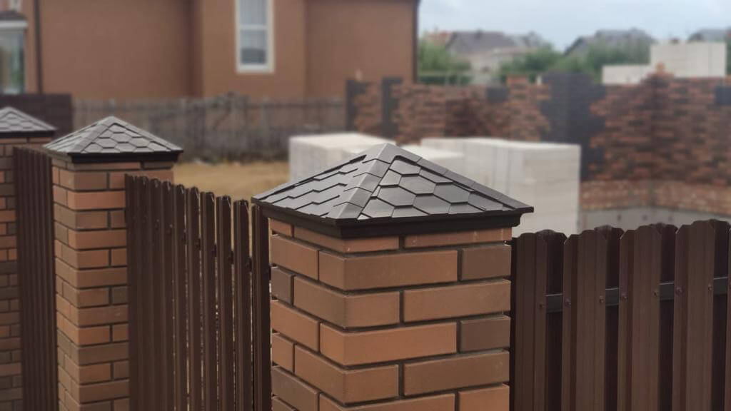 Колпак Zking Эверест Коричневый на столб 1.5х1.5 кирпича (390х390мм) в Уфе фото