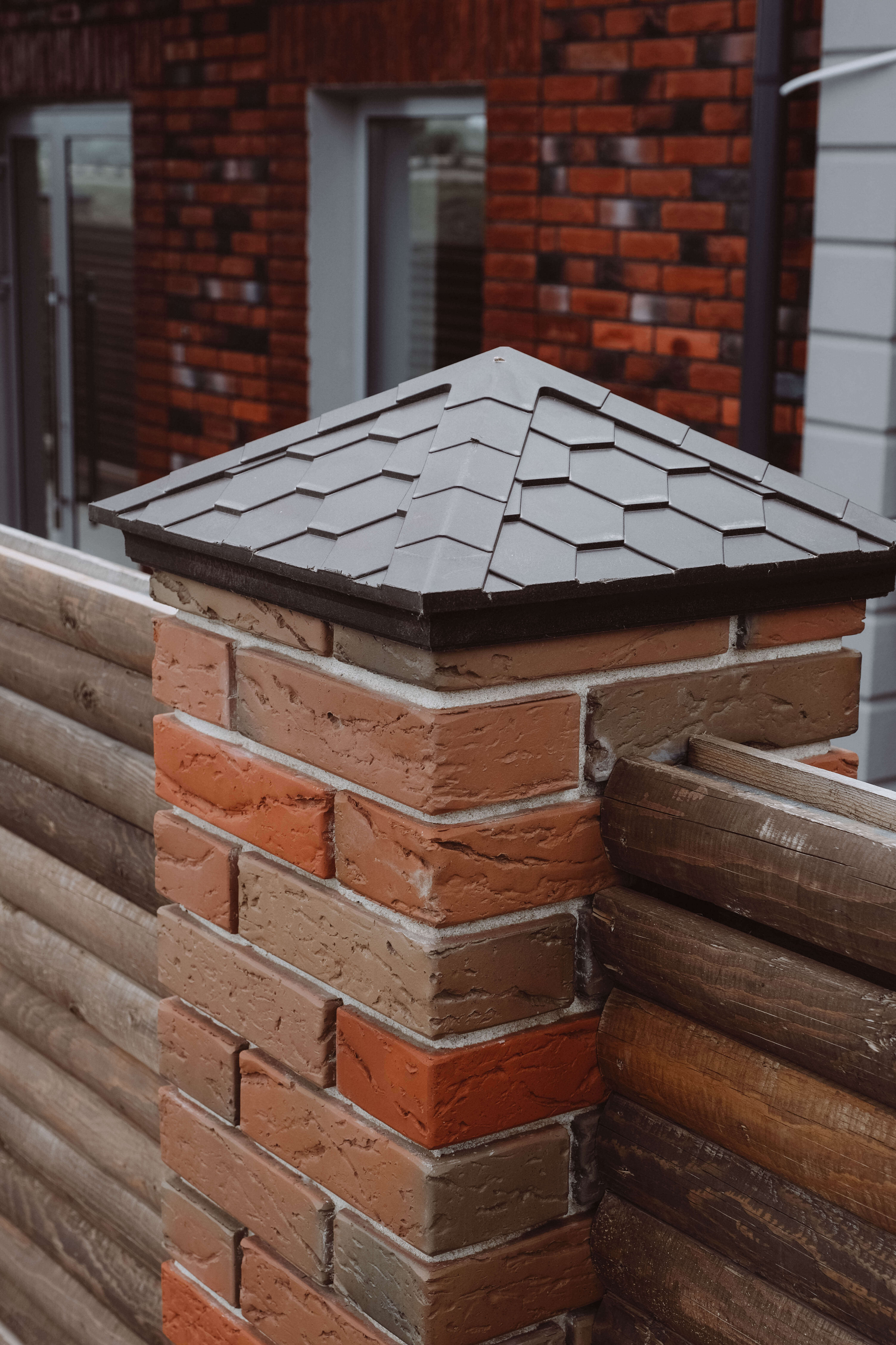 Колпак Zking Эверест Коричневый на столб 1.5х1.5 кирпича (390х390мм) в Уфе фото